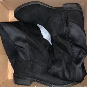 Black Over-The-Knee Suede Boots With Buckle